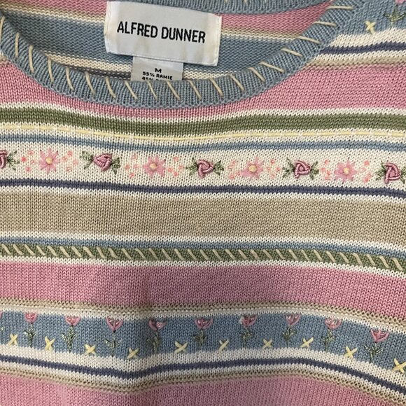 Alfred Dunner Floral Knit Sweater, Size M - Picture 2 of 3